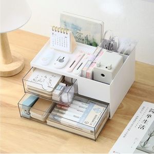 White desktop organizer